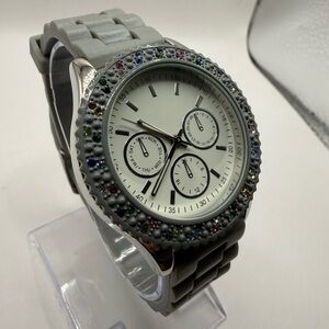 Kohl's Women's Watch Colorful Bezel Accents White Face Grey Band (New Battery)